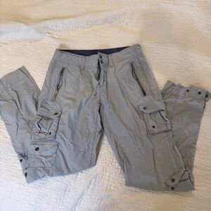 Athleta Light Gray Cargo hiking Pants Women’s size 6